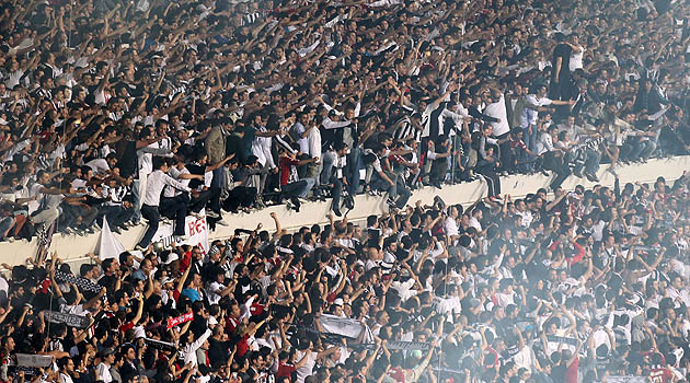 Турецкое правительство запретило политические лозунги во время  футбольных матчей