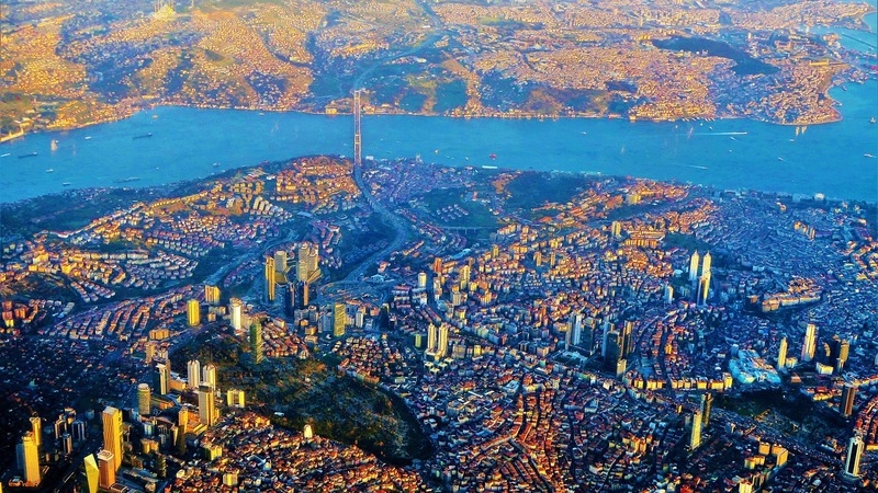 Стамбул принял 5,5 млн туристов и занял третье место в Европе