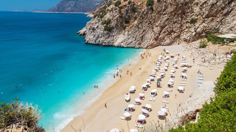 Стоимость летнего отдыха в Турции в 2023 г. выросла примерно на 30%