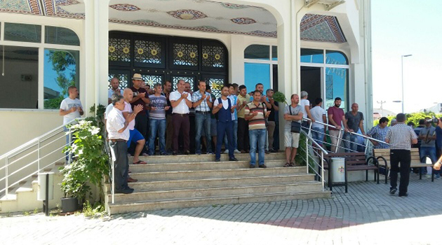 Торговцы в Аланье вышли помолиться, чтобы приехали туристы