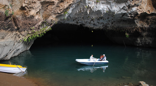 Национальный парк пещеры Алтынбешик открыл свои двери для туристов