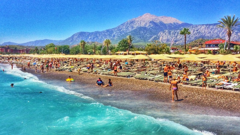 Министр туризма: Более 5,5 млн россиян посетили Турцию с начала года